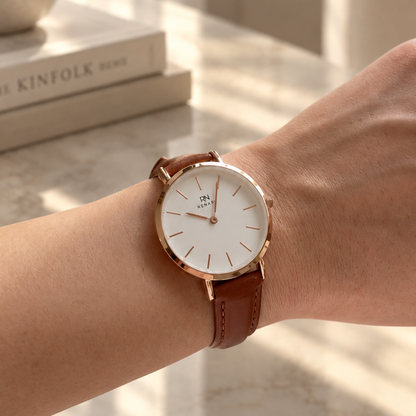 Reloj Femenino redondo Chicago en cuero marrón