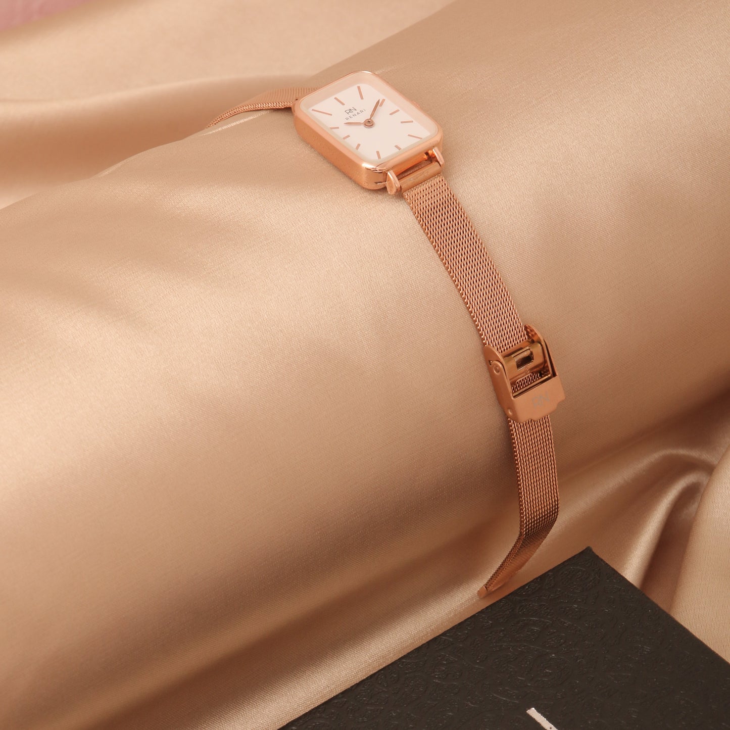 Reloj femenino cuadrado minimalista Siena Rosé Golden