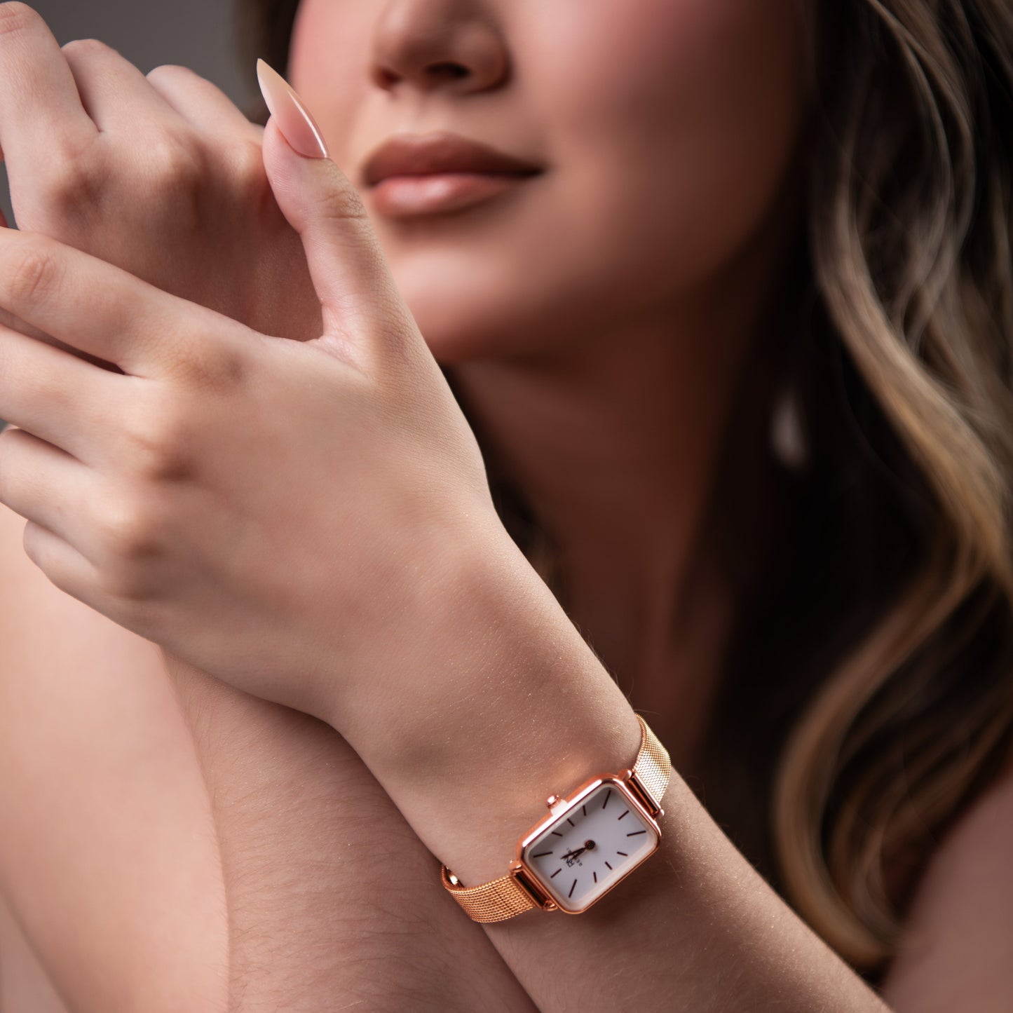 Reloj femenino cuadrado minimalista Siena Rosé Golden